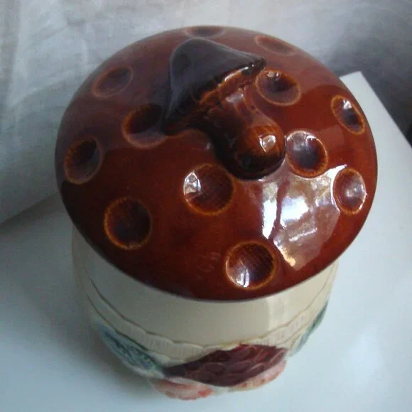 Vintage 70s Large Mushroom Canister & Lid Made in Japan - Picture 6 of 12